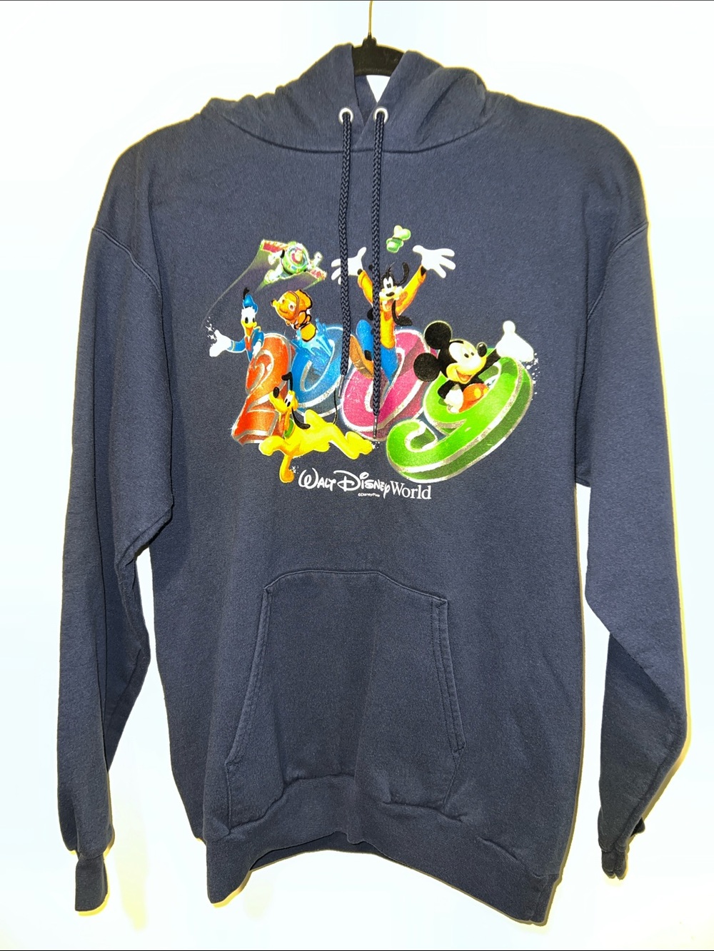 Disney Navy Crewneck Sweatshirt with Colorful Character Graphic Size M 0914266